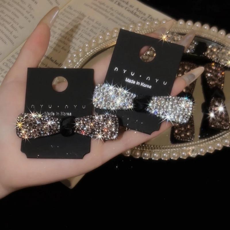 Shimmering Rhinestone Bow Hair Clip: Fashionable  Versatile Side Clip