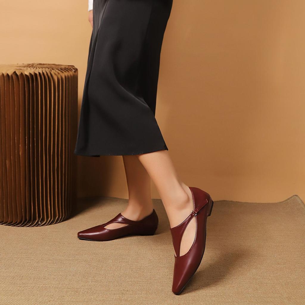 Jingpo spiczaste buty damskie nowy design niszowe koturny temperament buty Mary Jane nie męczą