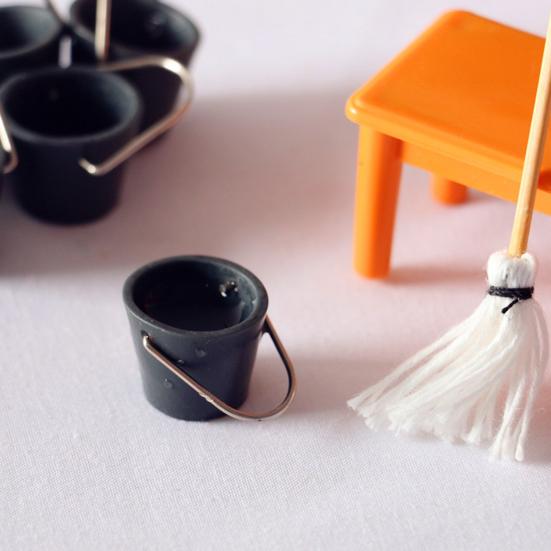 

Миниатюрная жизнь Моделирование ведро шваброй Комбинация Dollhouse Украшения Аксессуар