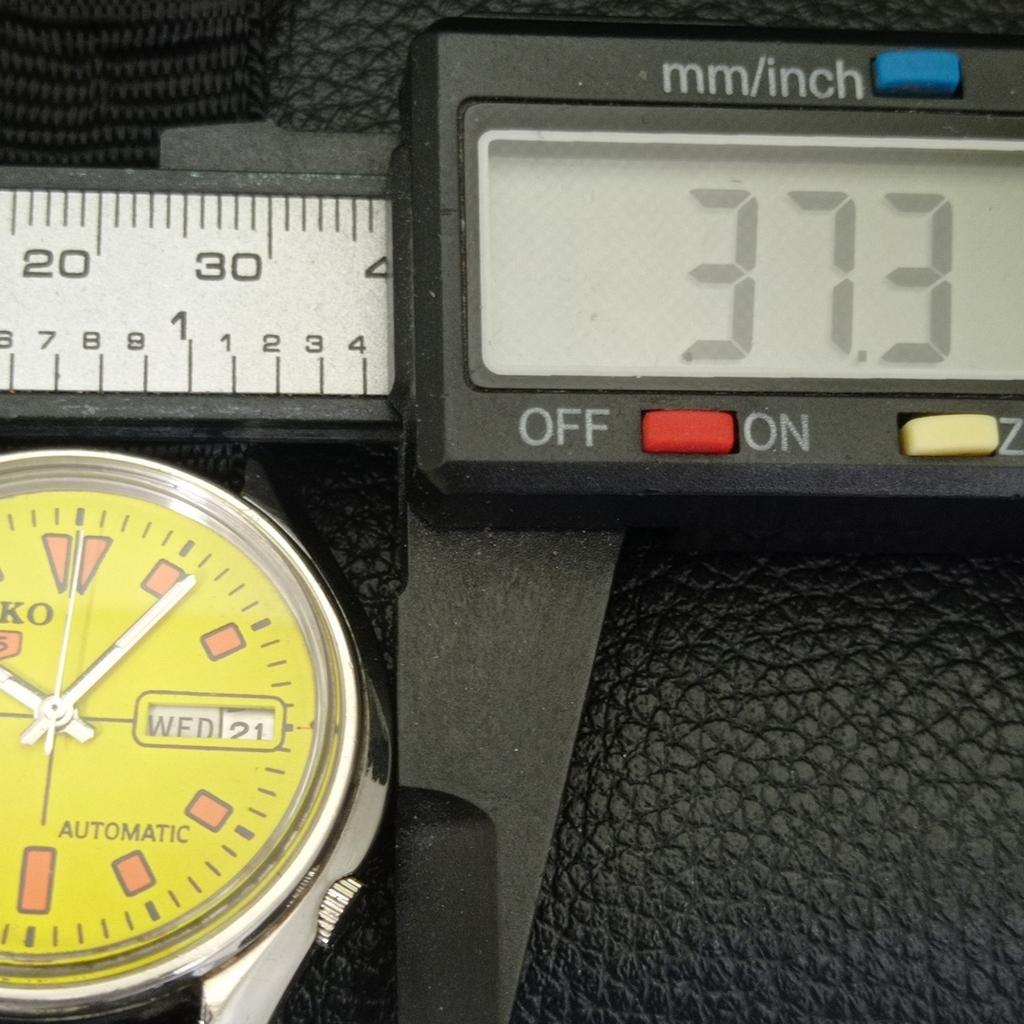 Seiko 5 AUTOMATIC VINTAGE JAPAN 6309A MENS YELLOW COLOR DIAL WATCH A702714-1