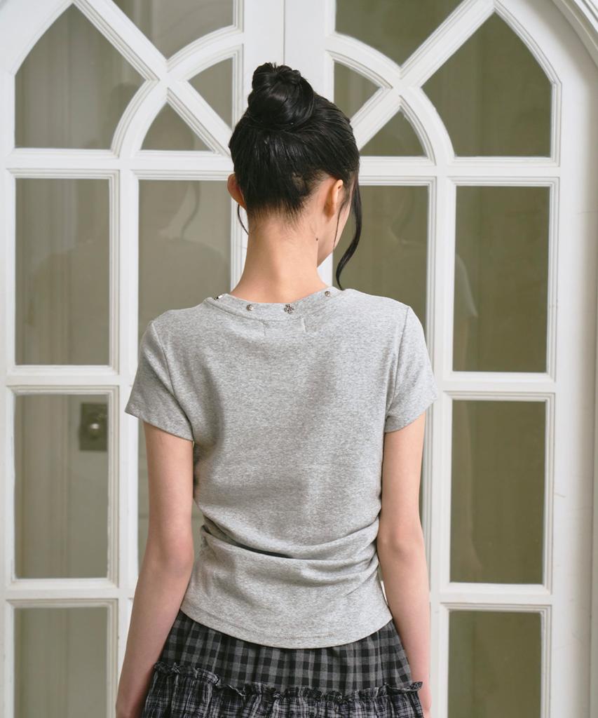 THE GREEN LAB Studded Graphic Shirred Short Sleeve Tee [Melange Gray]