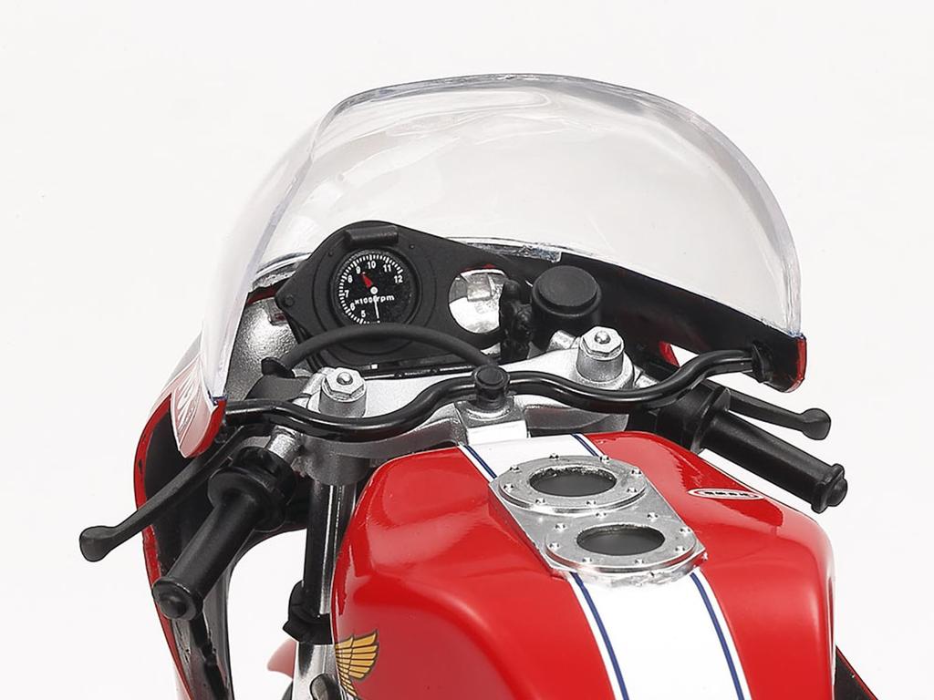 Tamiya 1/12 Motorcycle Series No. 14 Honda RS1000 Endurance Racer Plastic Model Kit 14014