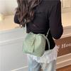 Popular Bucket Bag Women's Small Bag New Trendy Versatile Niche Design Shoulder Messenger Bag
