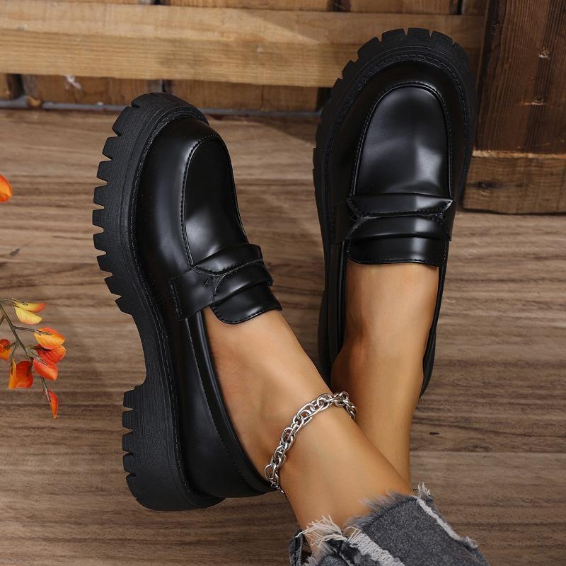 Large size women's spring and autumn new round head platform single shoes women's small leather shoes women