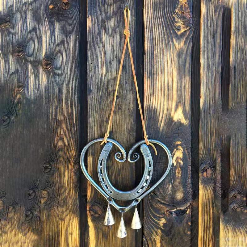 Lucky Love Wind Chimes Valentine's Day Iron Wind Chimes
