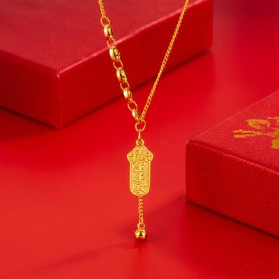 Le style national est tendance, chanceux de signer les colliers pour femmes, et le pendentif est signé sur le collier. Belle Signification