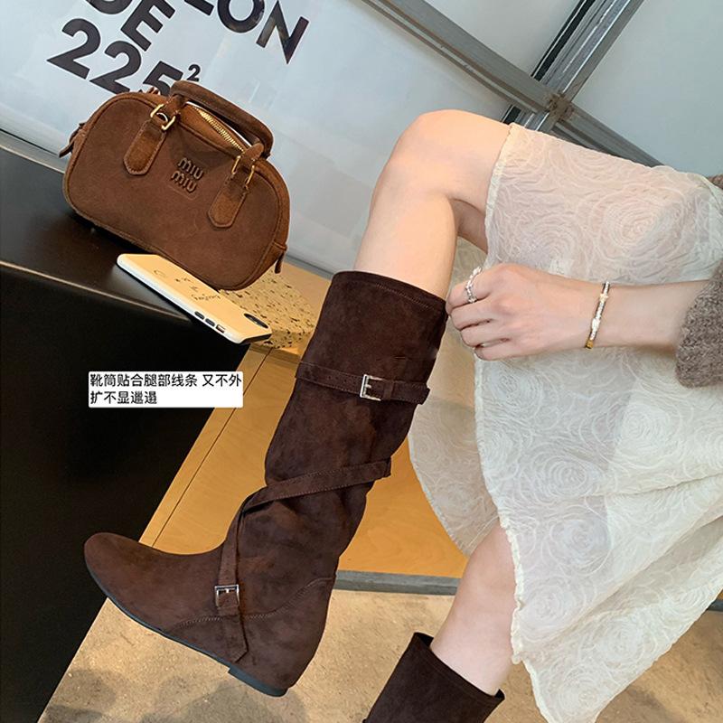 Inner heightening boots women's 2025 new autumn retro versatile stacking boots belt buckle slim tall knight boots