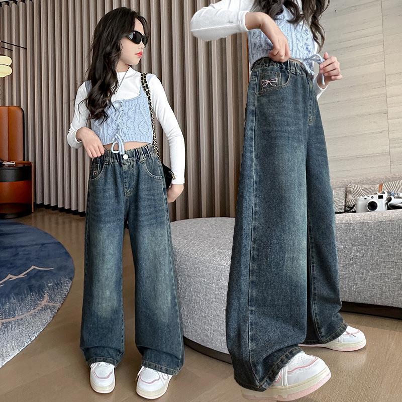 

Девичьи джинсы с широкими штанинами на флисовой подкладке на весну и осень 2024 года - модель прямого кроя для зимы, подходят для детей среднего и старшего возраста. 160 cm