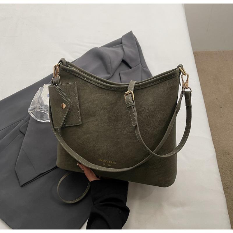 Retro Bag, Versatile Crossbody Bag, Large-capacity Commuter Tote Bag