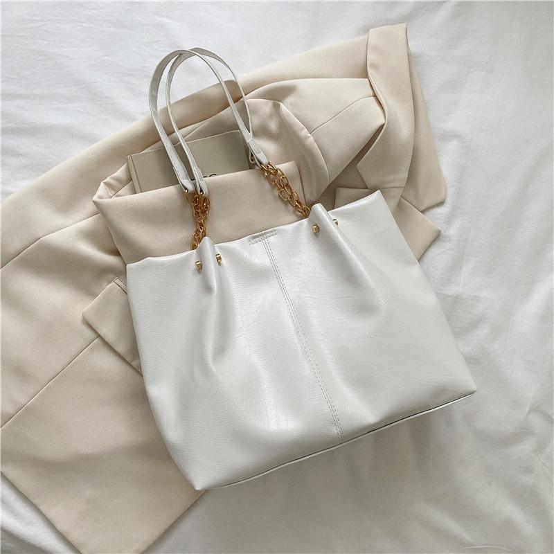 Soft texture women's bag 2025 new fashion leisure chain shoulder bag large capacity commuter bag tote bag tide