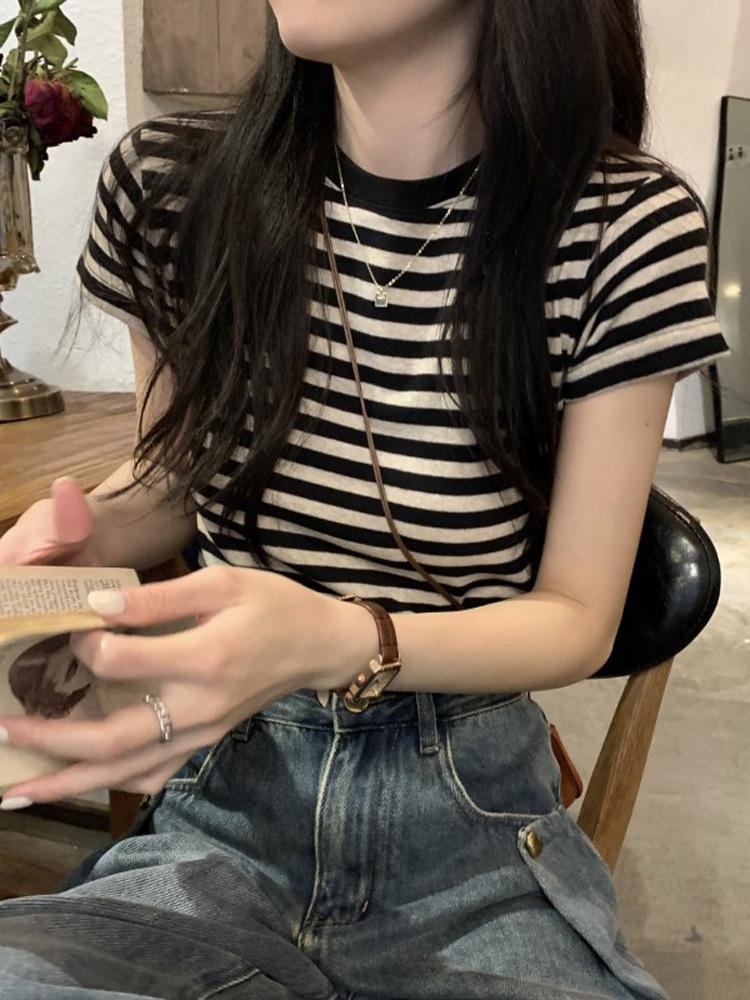 Korean Summer Trend Korean Version Versatile Striped Front Shoulder Slim Contrast Color Design Short Sleeve T-Shirt Women s Top M