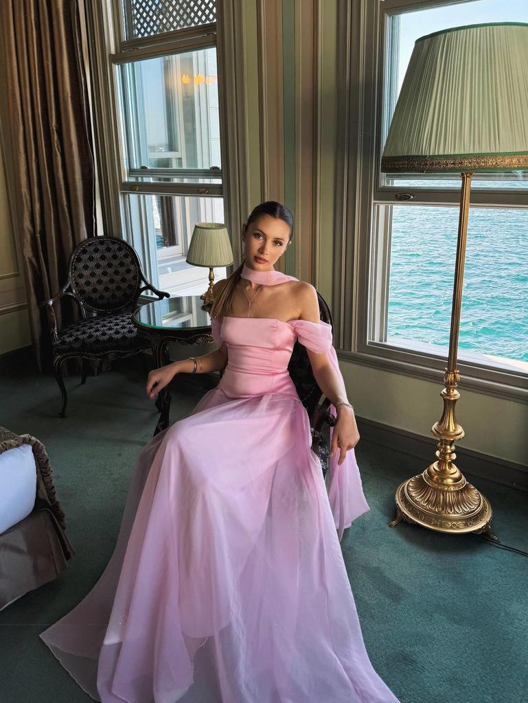 Rochie de seară elegantă cu mânecă scurtă, care accentuează talia, pentru femei