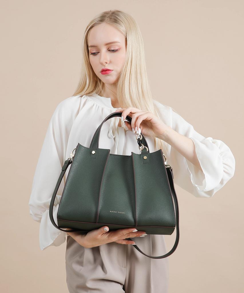 Banabana Ponds B Tote & Shoulder Bag