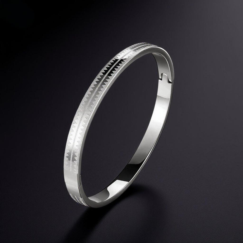 Unisex Titanium Steel Bracelet: Non-fading, Personalized Fashion Accessory