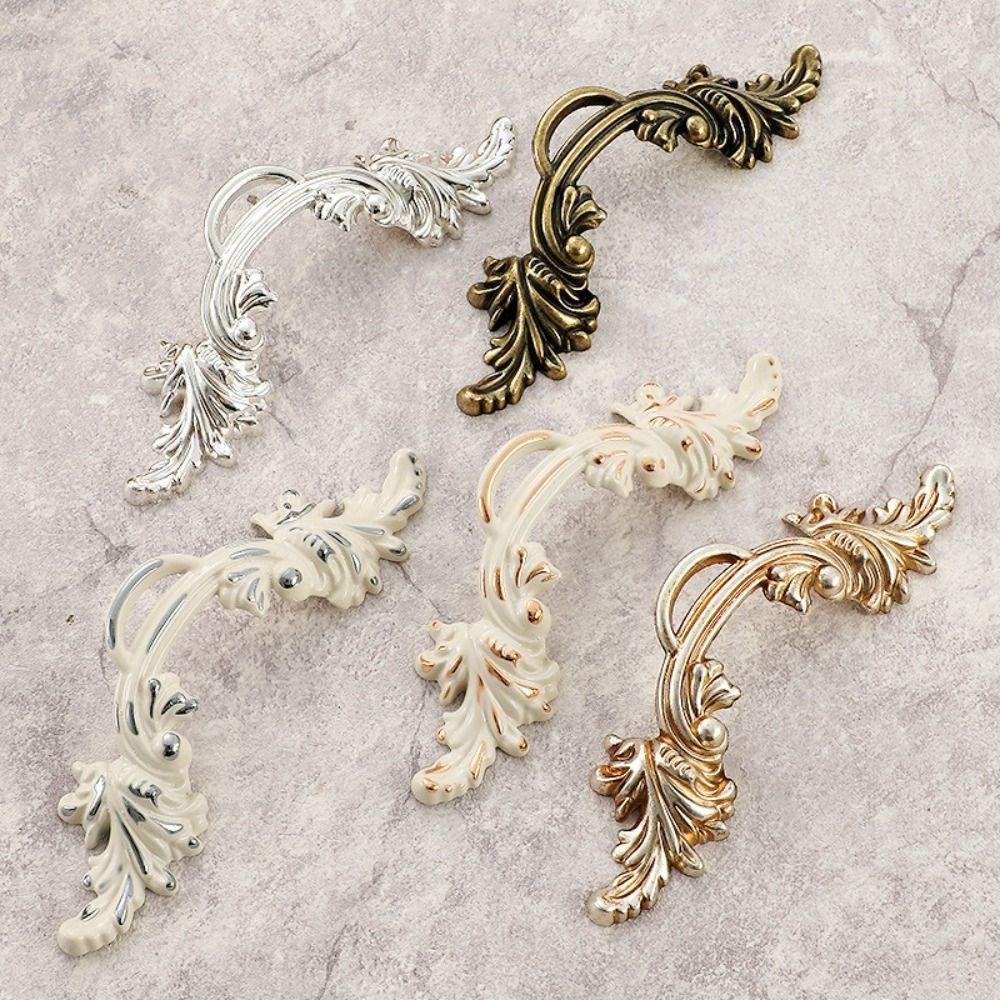 European Style Vintage Drawer Pulls Zinc Alloy Wardrobe Door Handles  For Kitchen Cabinets