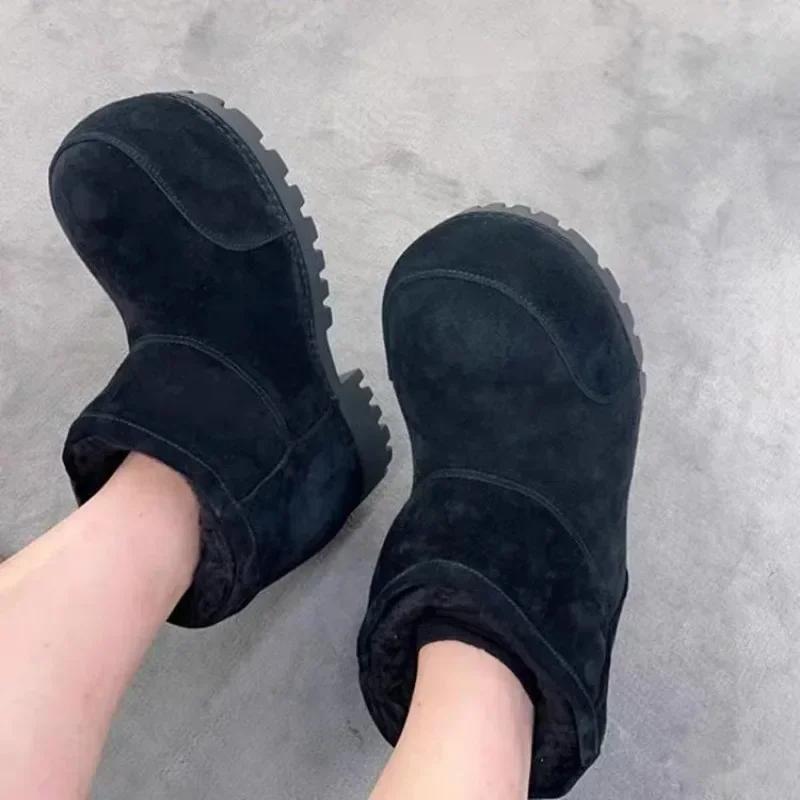 Mote 2024 Nye Dame Ankelstøvletter Mote Semsket Klassiske Vinter Varm Plysj Fritid Snøstøvler Utendørs Komfortable Slip-on Botas Femininas