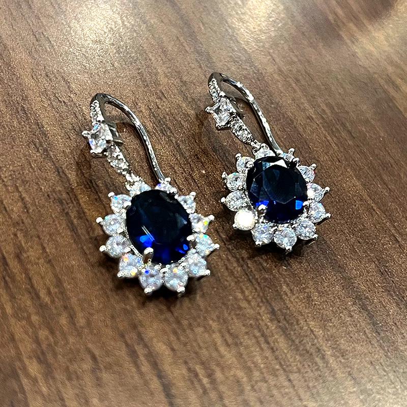 Cao Shi Retro Flower-Shaped Colored Gemstone Earrings with Simulated Sapphire and Unique Packaging