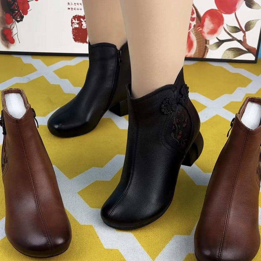 PU Winter Ethnic Style Embroidered Thick-heeled Round-toe Short Boots Retro Plus Velvet Warm Cotton Boots Women