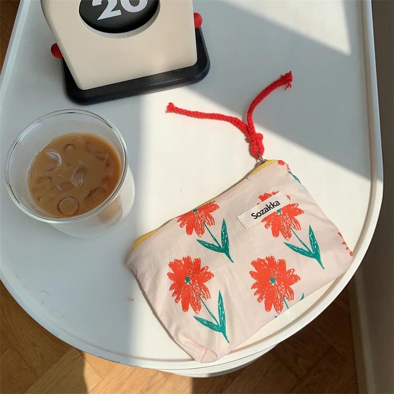 Women Makeup Handbags Wallet Organizer Small Pouch Bags Floral Travel Portable Coin Purse Cosmetic Lipstick Storage Bag