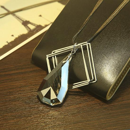 Elegant Cross-Border Sweater Chain: Luxury Women's Long Necklace - Versatile, Chic Autumn/Winter Accessory