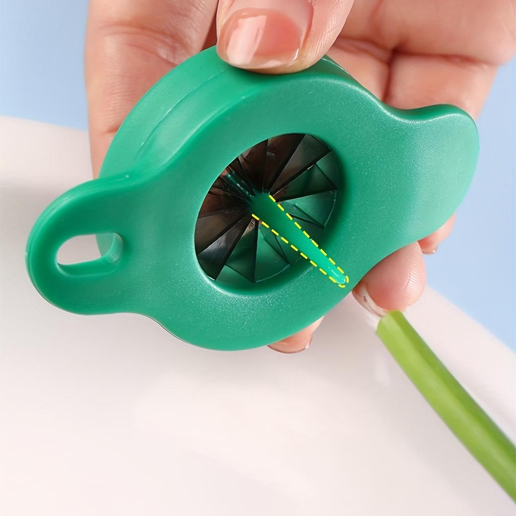 1pc Stainless Steel Manual Onion Chopper - Easy-to-Use, No Power Needed, Durable Kitchen Gadget for Quick & Precise Green Onion & Garlic Shredding,