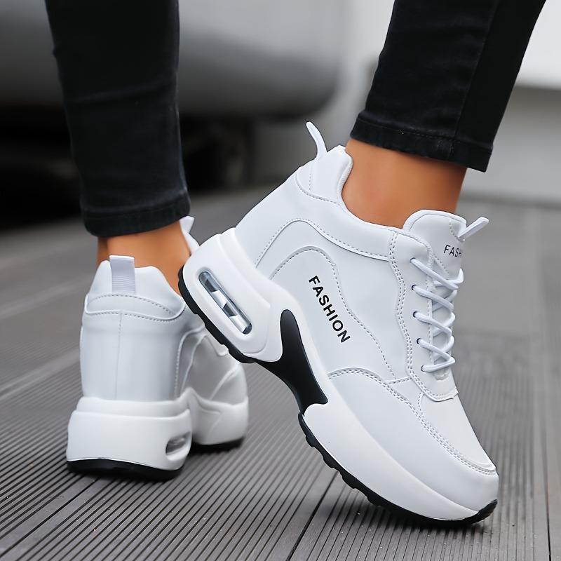 New White Leather Shoes, Height Increasing Soft Soled Women's Shoes, Fashionable and Versatile White Shoes