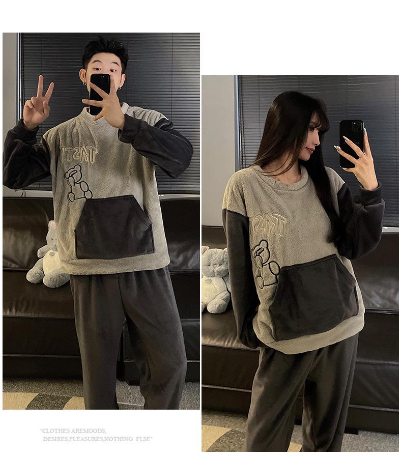 Autumn/Winter Flannel Pajamas: Cozy Round Neck Homewear for Youthful Men and Women