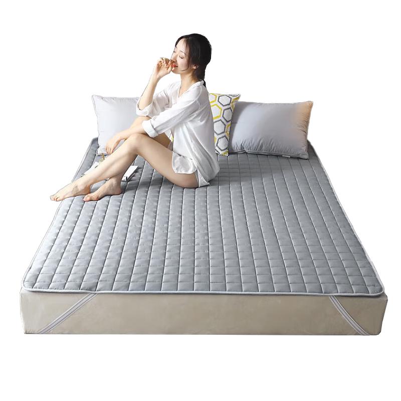 Nanjiren Breathable Foldable Mattress Topper
