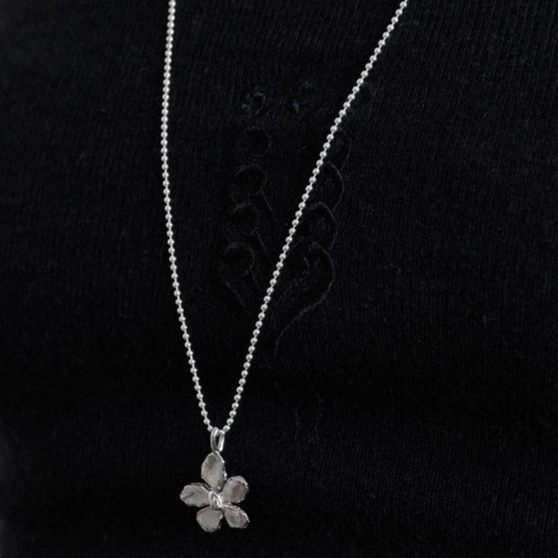 For Silver Blossom Necklace