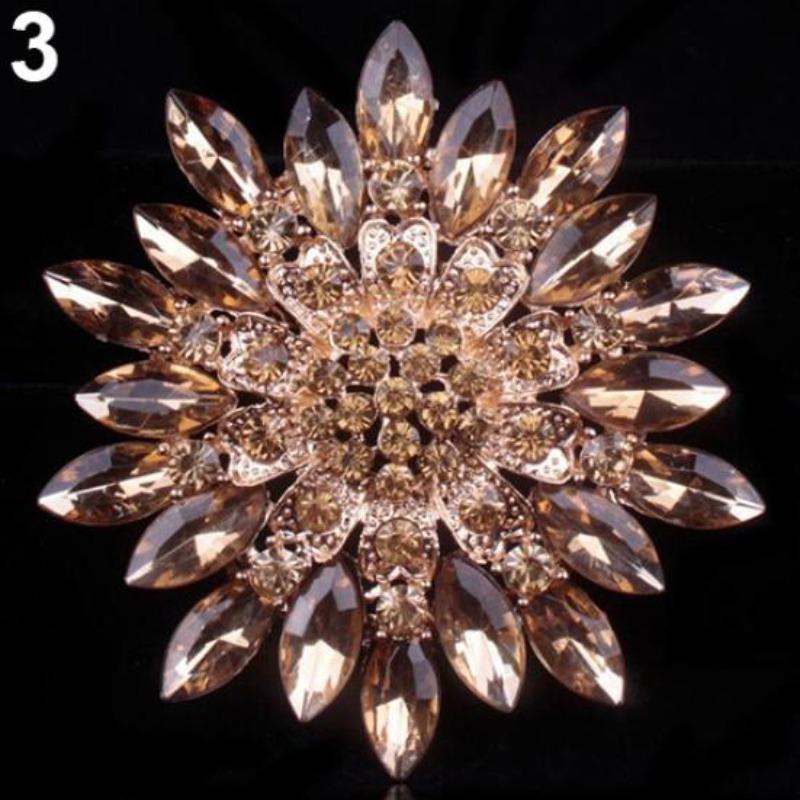 Elegant Vintage Multi-colored Flower Brooch Pin with Sparkling Stones and Leaf-shaped Elements for Weddings and Parties