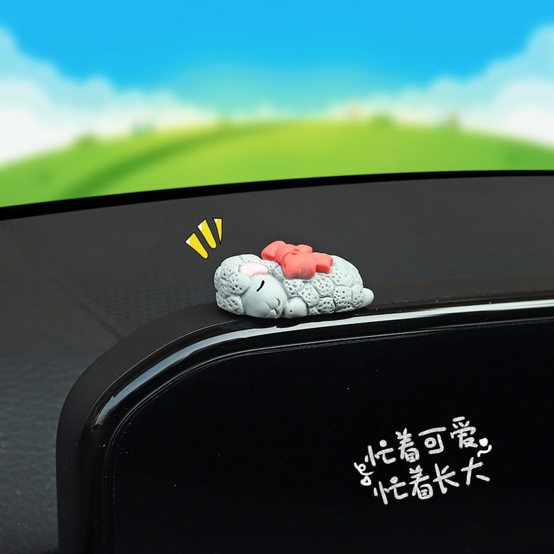 Autoanhänger Cartoon Paar Puppe Niedlich Auto Mittelkonsole Bildschirm Dekoration Auto Innenraumzubehör Internetberühmt