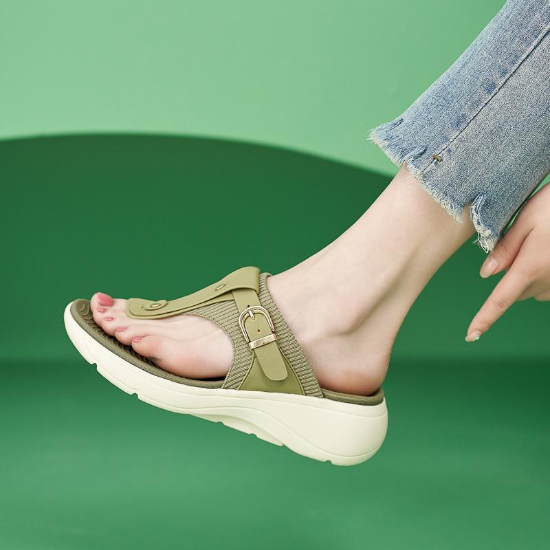 Casual And Fashionable New Thick-Soled Slippers Lightweight Non-Slip Comfortable And Casual Md Sports Slippers Simple Heels