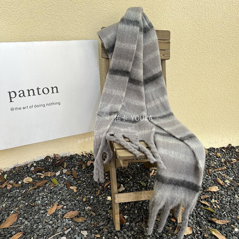 New simple and high-end scarf thickened warm fringed plush shawl autumn and winter versatile plaid scarf