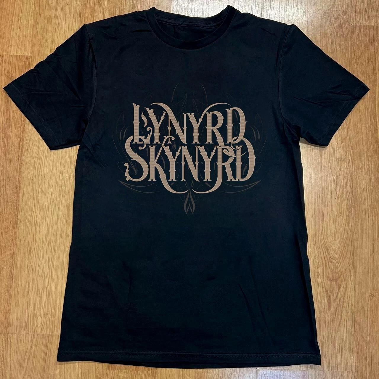 Lynyrd Skynyrd Logo T-shirt, Southern rock band Black T-shirt, Size XL