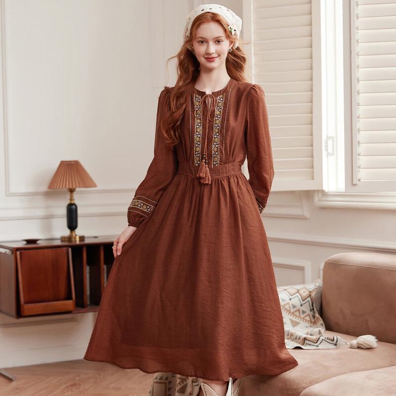 

Этническое вышитое миди-платье Bailuyu с круглым вырезом XL