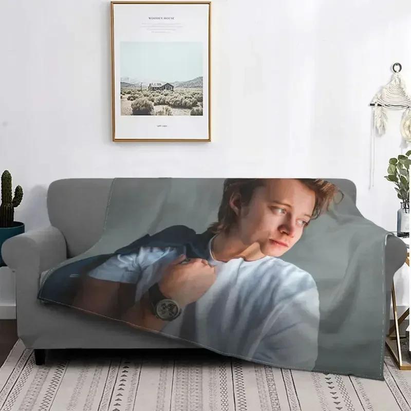 Rudy Pankow Blankets Coral Fleece Plush JJ Maybank Outer banks Lightweight Thin Throw Blanket for Bed Bed Rug 75X95CM