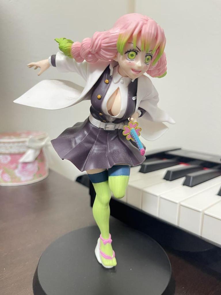 [USED] Demon Slayer: Kimetsu no Yaiba Mitsuri Kanroji figure, approximately 20cm