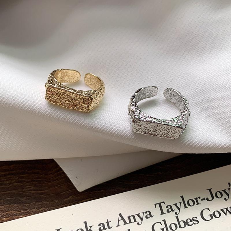 

Lan Zhi Women s Gold-Plated Tin Foil Ring: Chic, Versatile, European & American Style Adjustable Open