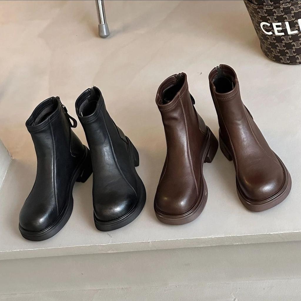 Leather short boots thick-soled round-headed retro Martin boots women's 2025 autumn and winter velvet new British foreign fashion women's boots