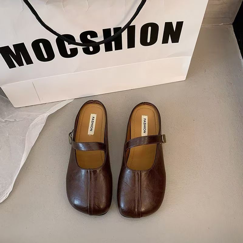 

Heelless lazy bag head half slippers women s summer wear 2025 new French pleated muller shoes soft-soled beanie shoes 40