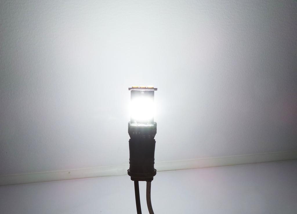 2 Pcs LED Bulb T15 W16W 12V-18V 980lm CANBUS Off-Road