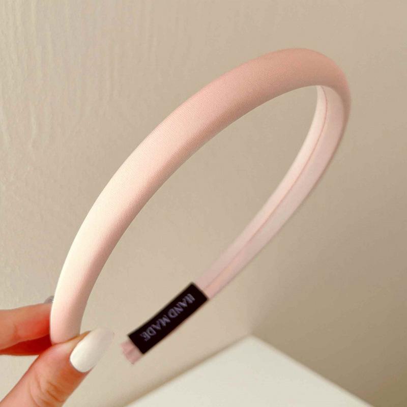 Hedvábné stuhy do vlasů: Zelená spona do vlasů pro sofistikovaný styling