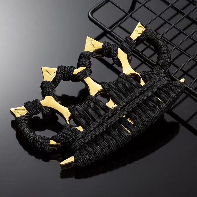 Mussel-Shaped Self-Defense Knuckles