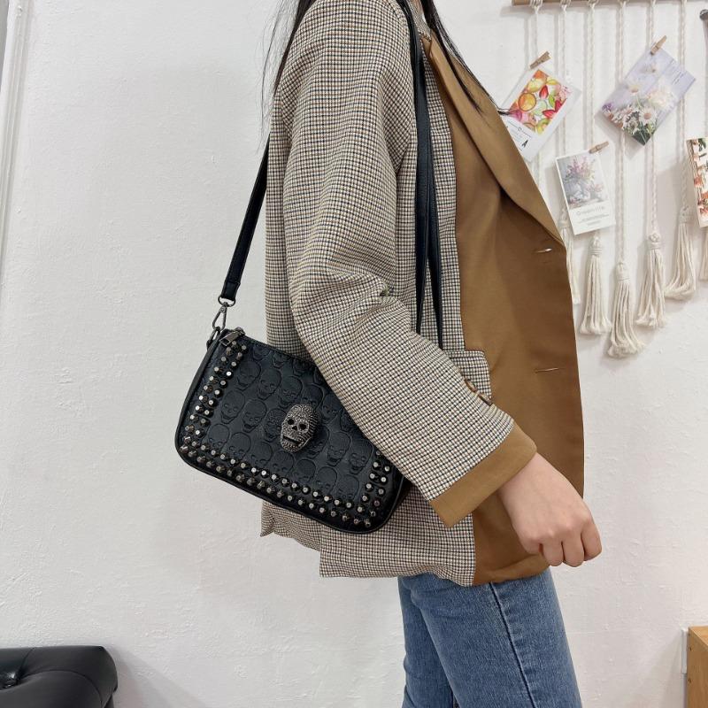 Vintage Punk Style Street Skull Shoulder Bag Tide Leather Rivet Halloween Oblique Span Bag Embossed Small Bag Female