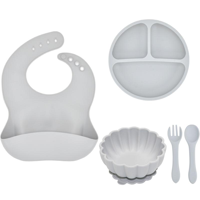 5Pcs Silicone Baby Feeding Set BPA Free Suction Bowl Divided Plate Wood Handle Spoon Fork Silicone Bibs Children Tableware