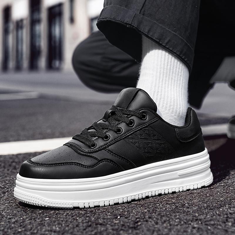 Weiße lässige Herren-Board-Schuhe mit dicker Sohle Bequemer täglicher vielseitiger Stil und Freizeit Party Jugend Sport Qualitätsschuhe