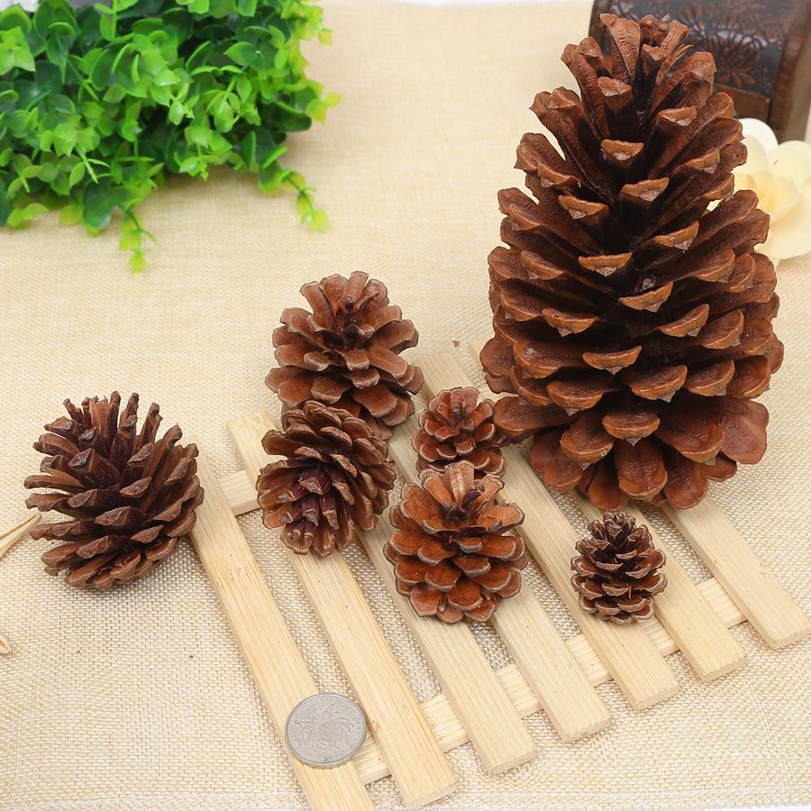 1-18CM Pine Cone Christmas Decorations: Creative Figurines & Photography Props