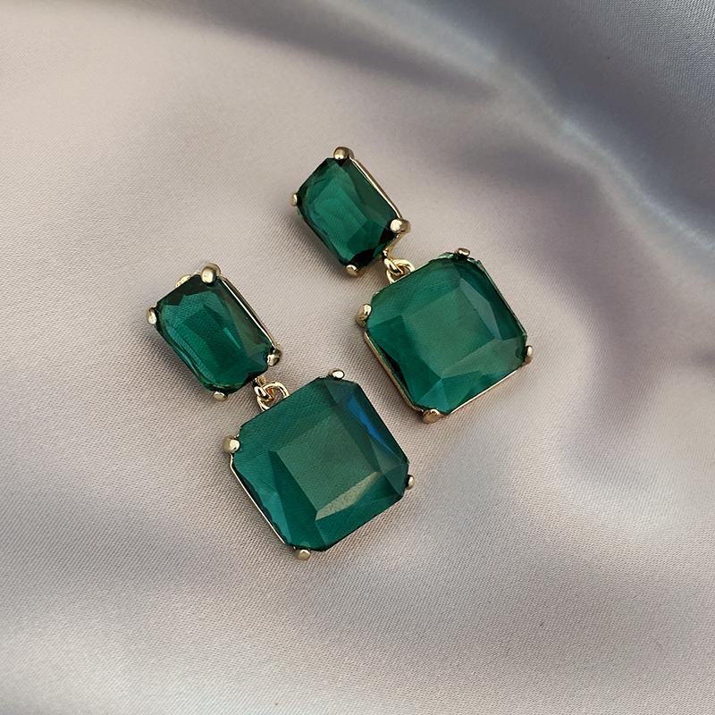 New Geometric Green Glass Square Pendant Earrings Simple and Luxury Accessories for European and American Women’s Jewelry