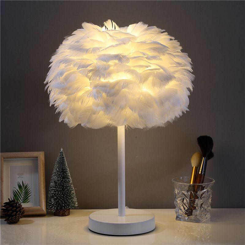 Nordic Modern High-Quality Romantic Bedside Table Lamp