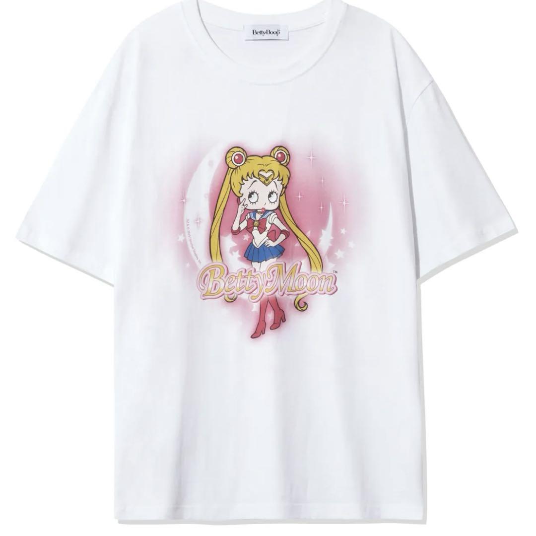 

[USED] ULKINCANVAS Betty Sailor Moon T-shirt worn by twiceSANA